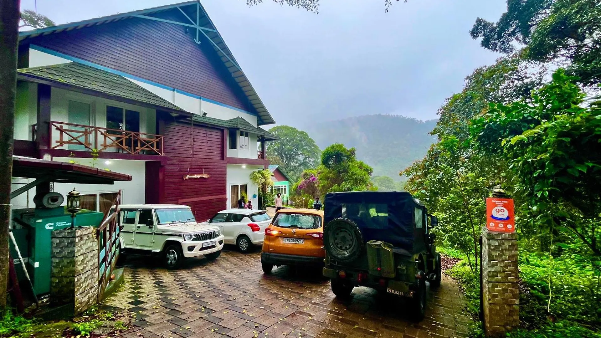 Otel Munnar Tea Estate Cottage And Resort - Away From City Hustle