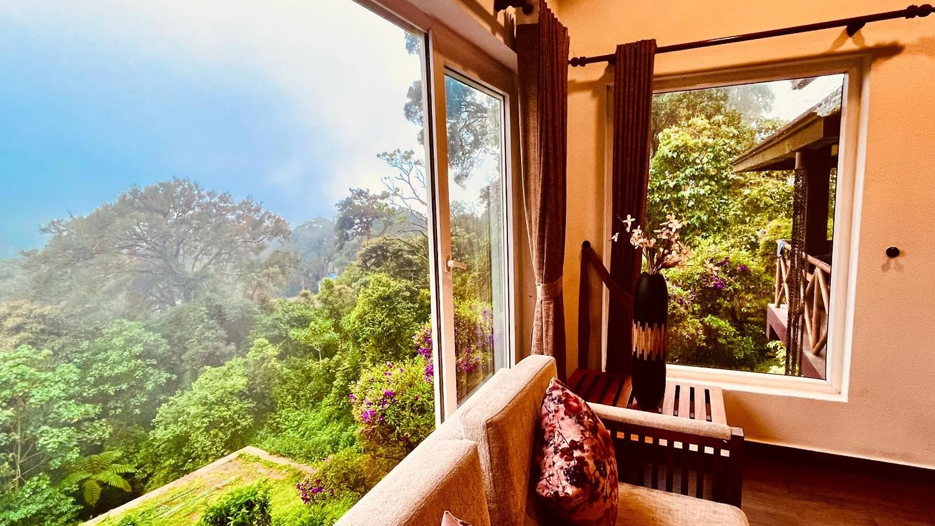 *** Otel Munnar Tea Estate Cottage And Resort - Away From City Hustle Hindistan