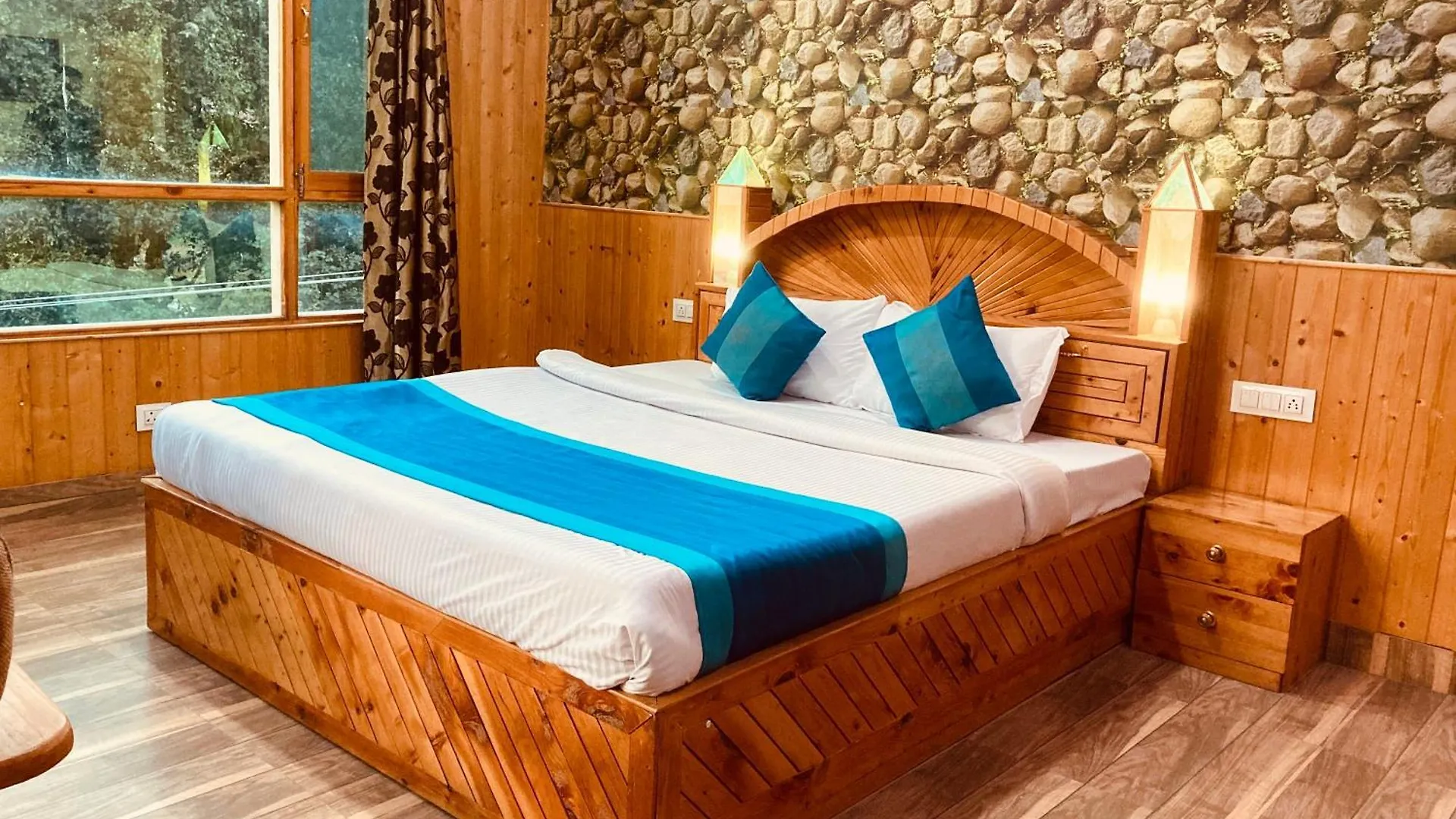 Munnar Tea Estate Cottage And Resort - Away From City Hustle