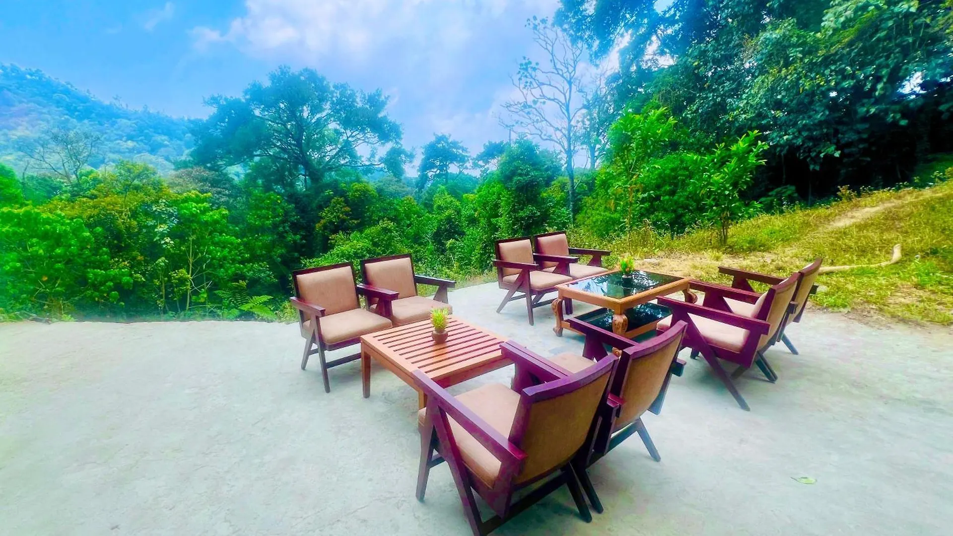 Otel Munnar Tea Estate Cottage And Resort - Away From City Hustle