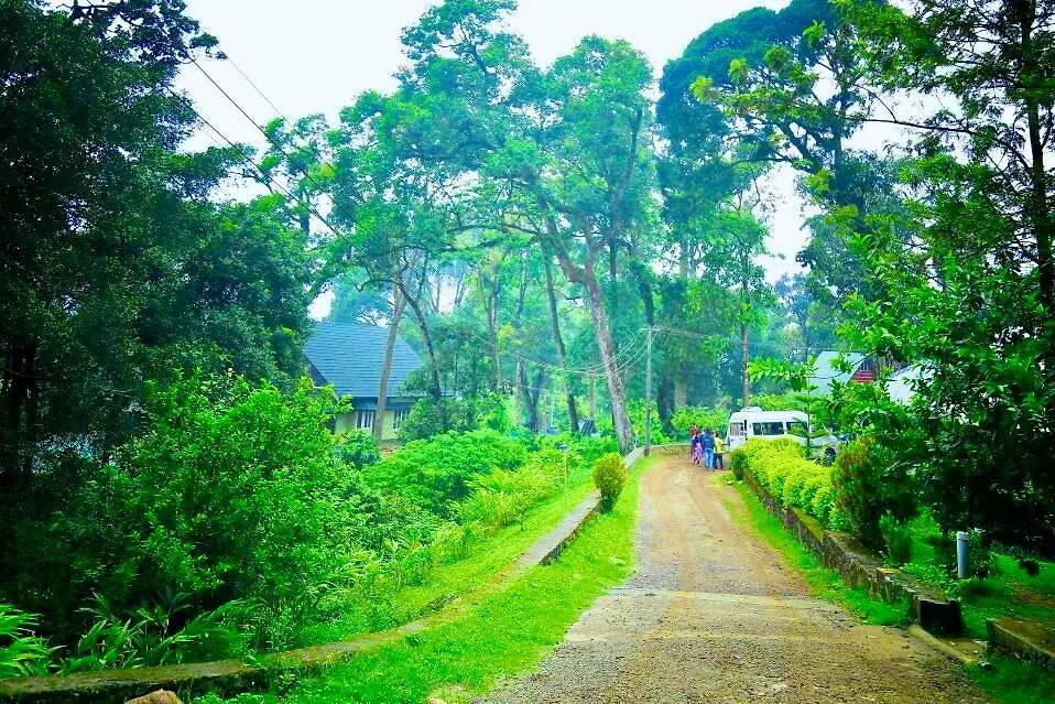 Munnar Tea Estate Cottage And Resort - Away From City Hustle Otel